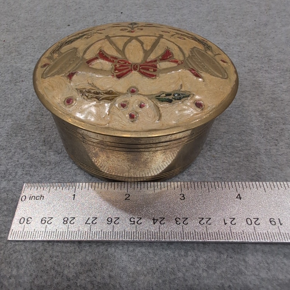 Vintage Brass Trinket Box Decorative Enamel Floral Bow Lid - Picture 7 of 7